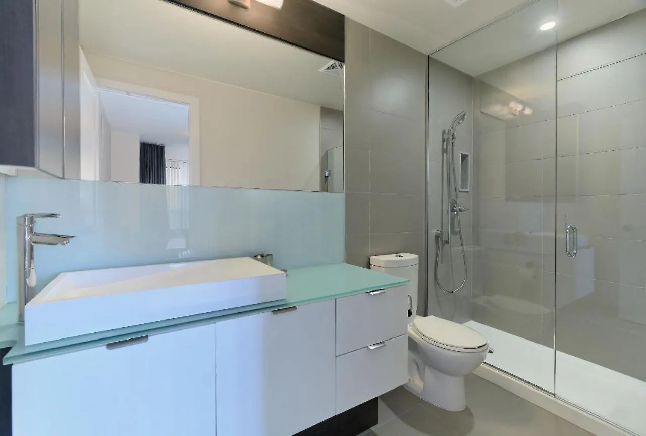 Hotel Delsuites - 300 Front Street - 30 Night Stays Toronto