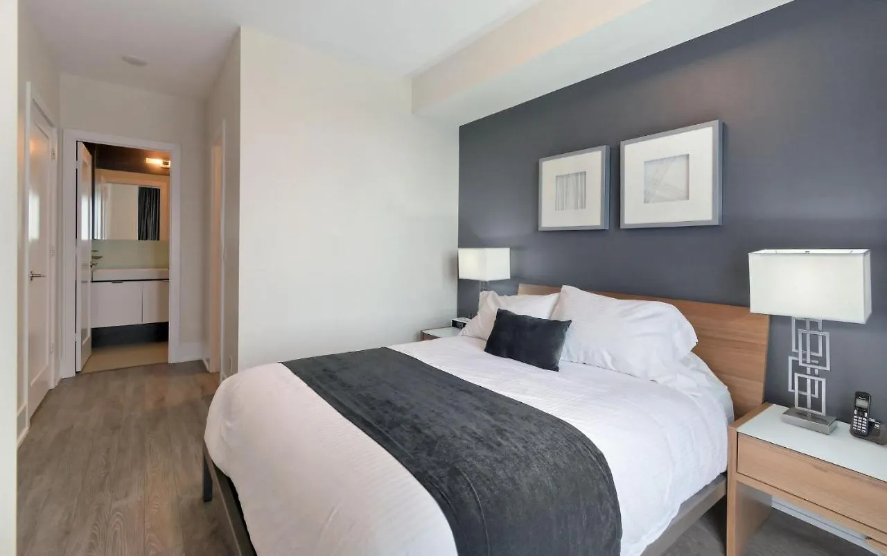 Delsuites - 300 Front Street - 30 Night Stays Toronto 5*,  Canada