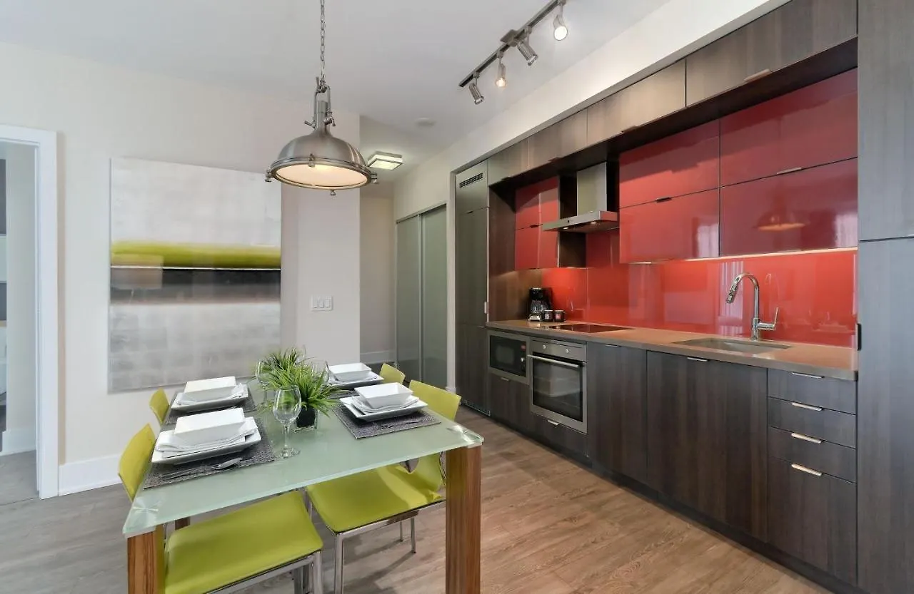 Delsuites - 300 Front Street - 30 Night Stays Toronto Canada