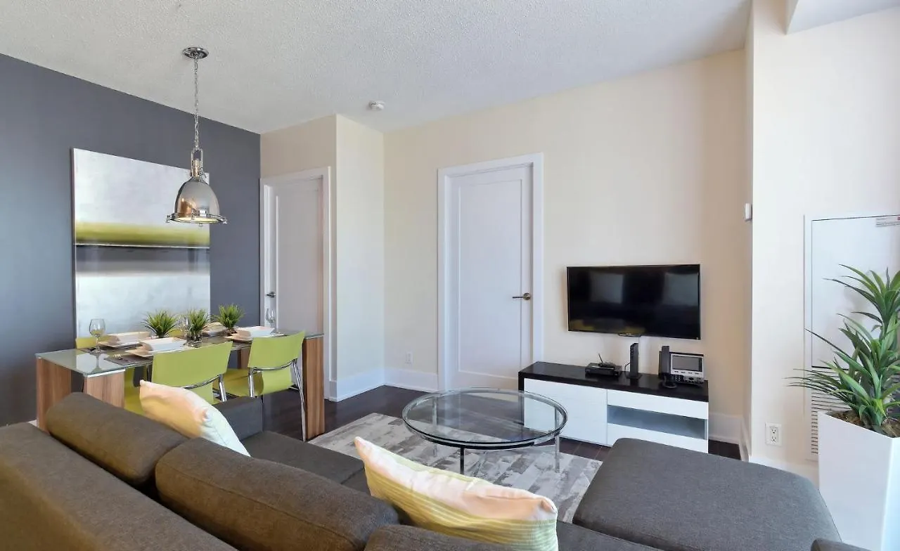 Delsuites - 300 Front Street - 30 Night Stays Toronto Canada