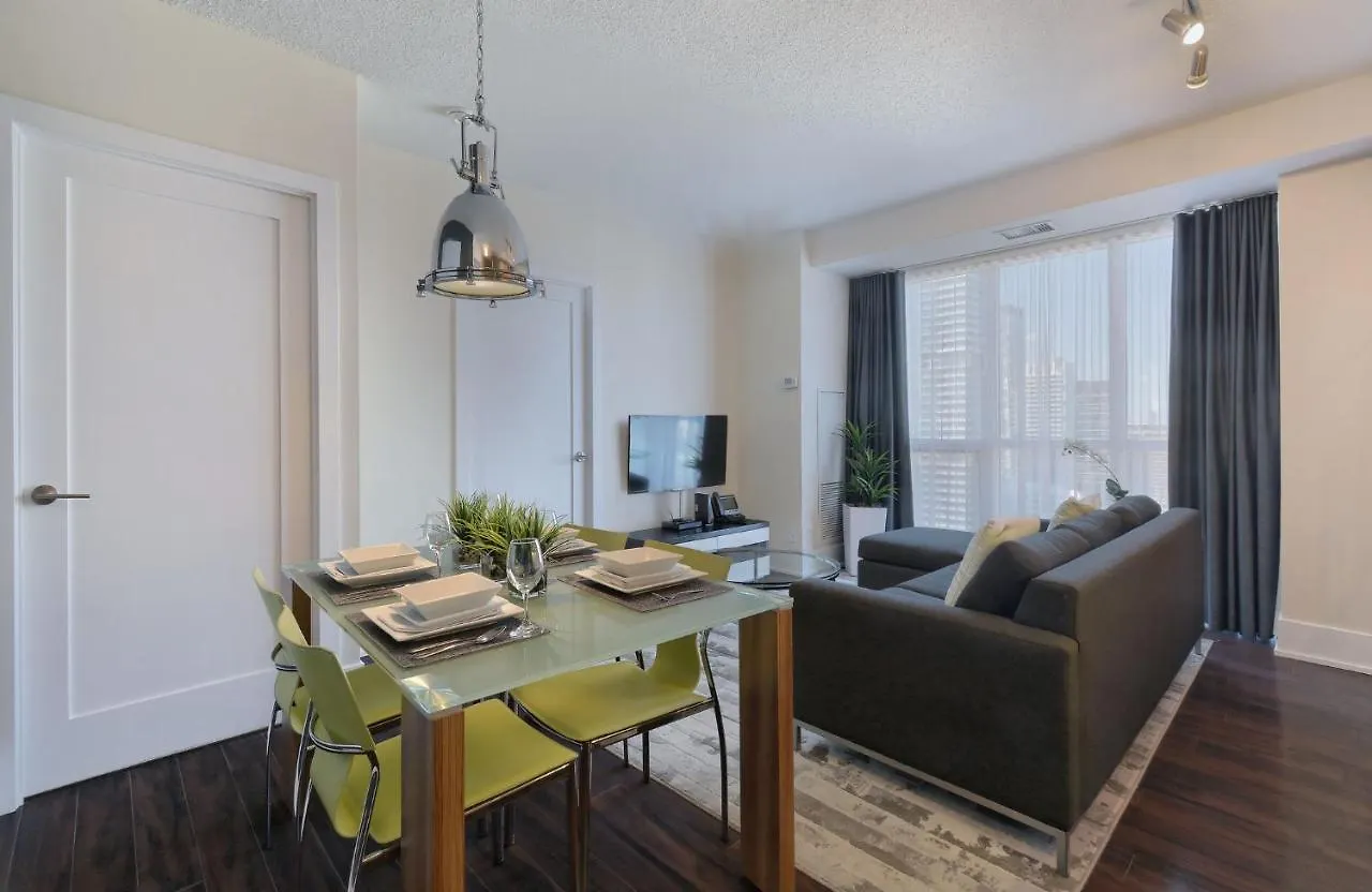 Hotel Delsuites - 300 Front Street - 30 Night Stays Toronto